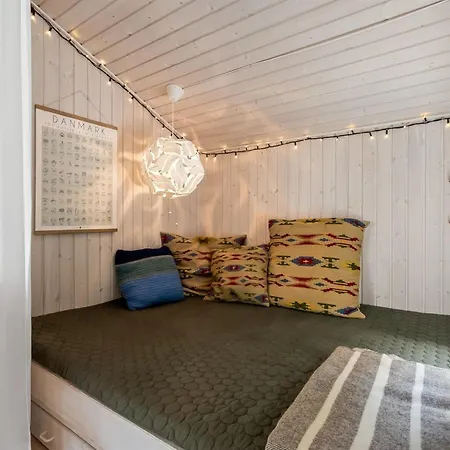 Holiday home Rise - 600m From The Sea By Interhome *