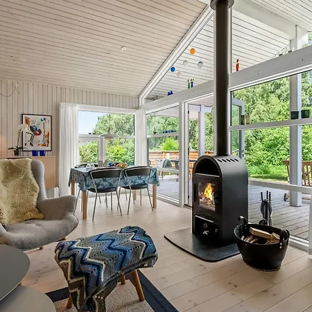 Rise - 600m From The Sea By Interhome Holiday home