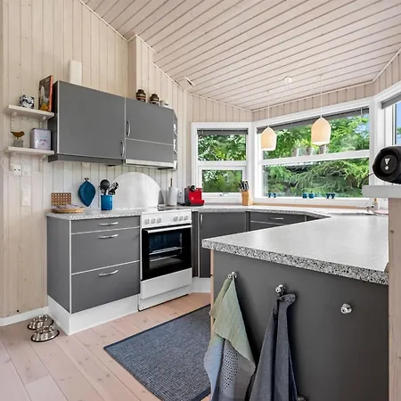 Rise - 600m From The Sea By Interhome Holiday home *
